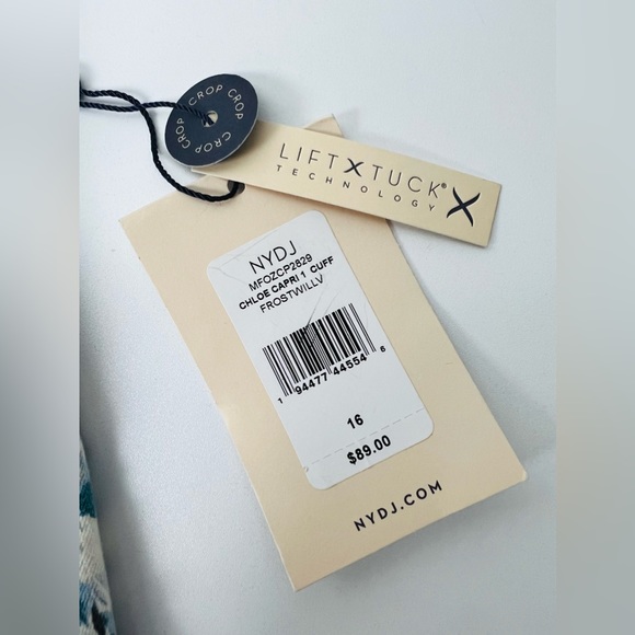 Nydj Vault Women's Chloe Capri Jeans in Frosted Willow Vanilla size 16  $89 msrp - Picture 6 of 10